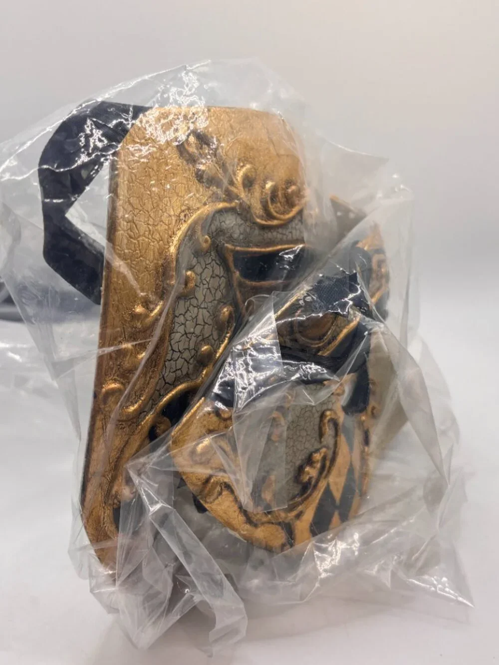 His & Her Masquerade Ball Mask Harlequin Gold Black Costume Photo Halloween Pair